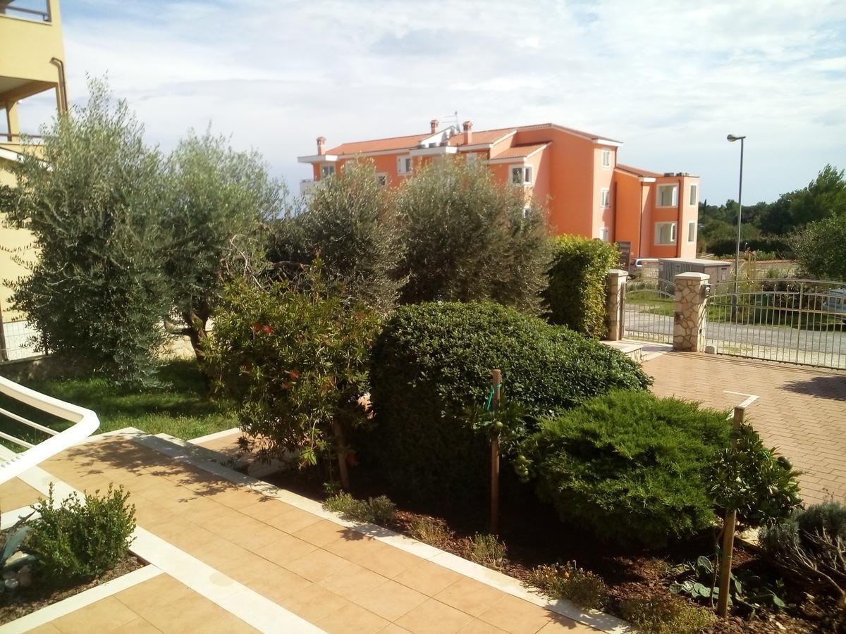 Apartments Villa Fernetich Premantura Zewnętrze zdjęcie